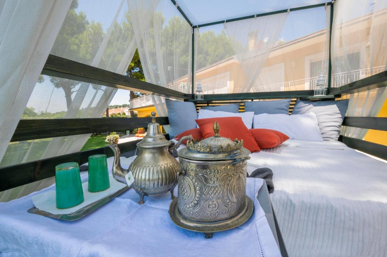 Tra Gli Alberi E Il Mare Bed & Breakfast Sirolo Exterior photo